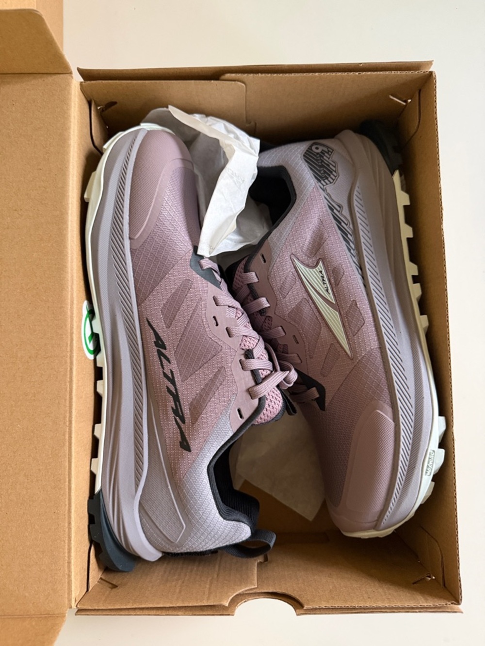 Altra Women's 9.5 lone peak 9 Trail Running Shoes